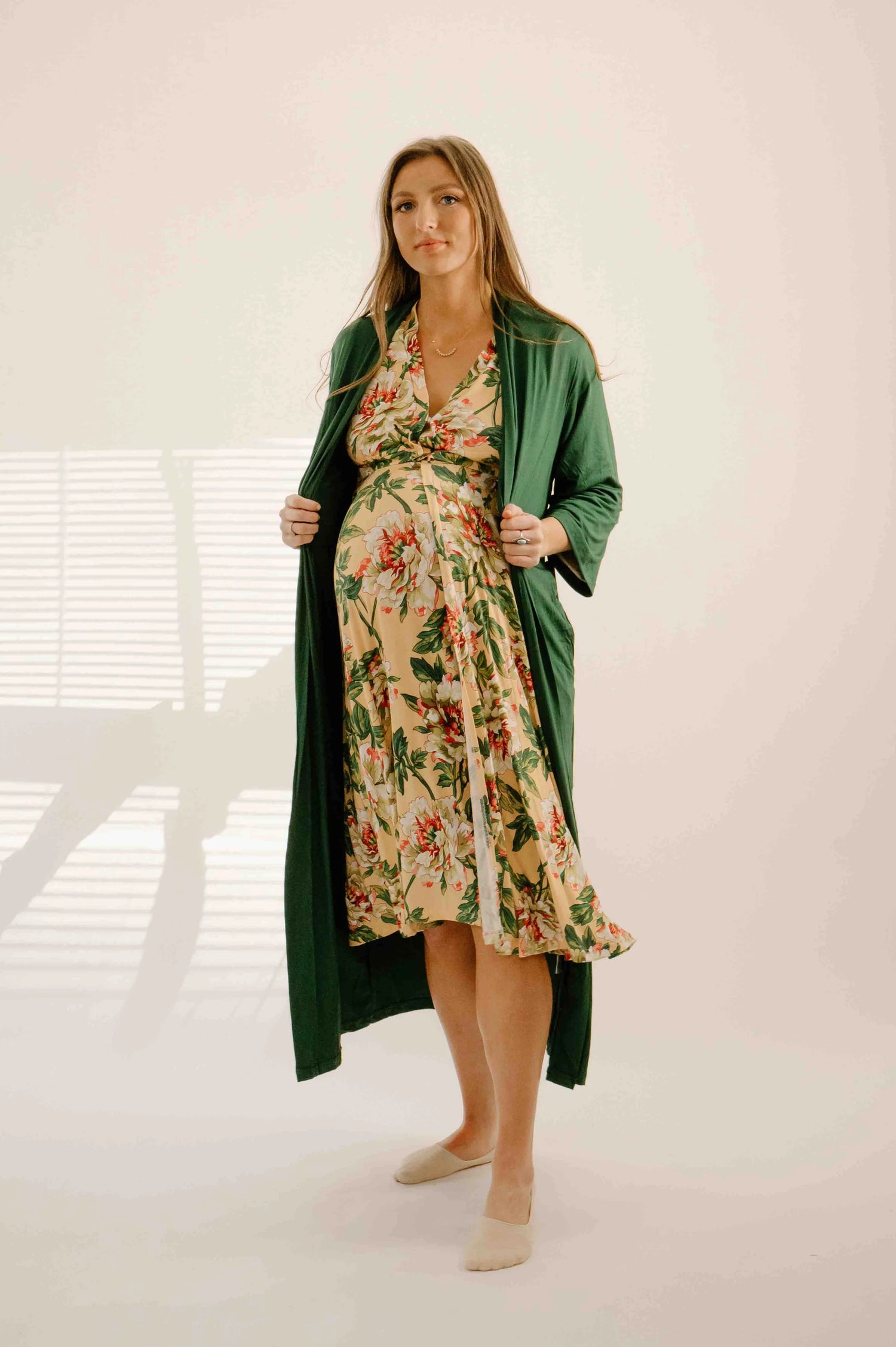 The Ultimate Guide to Maternity Robes