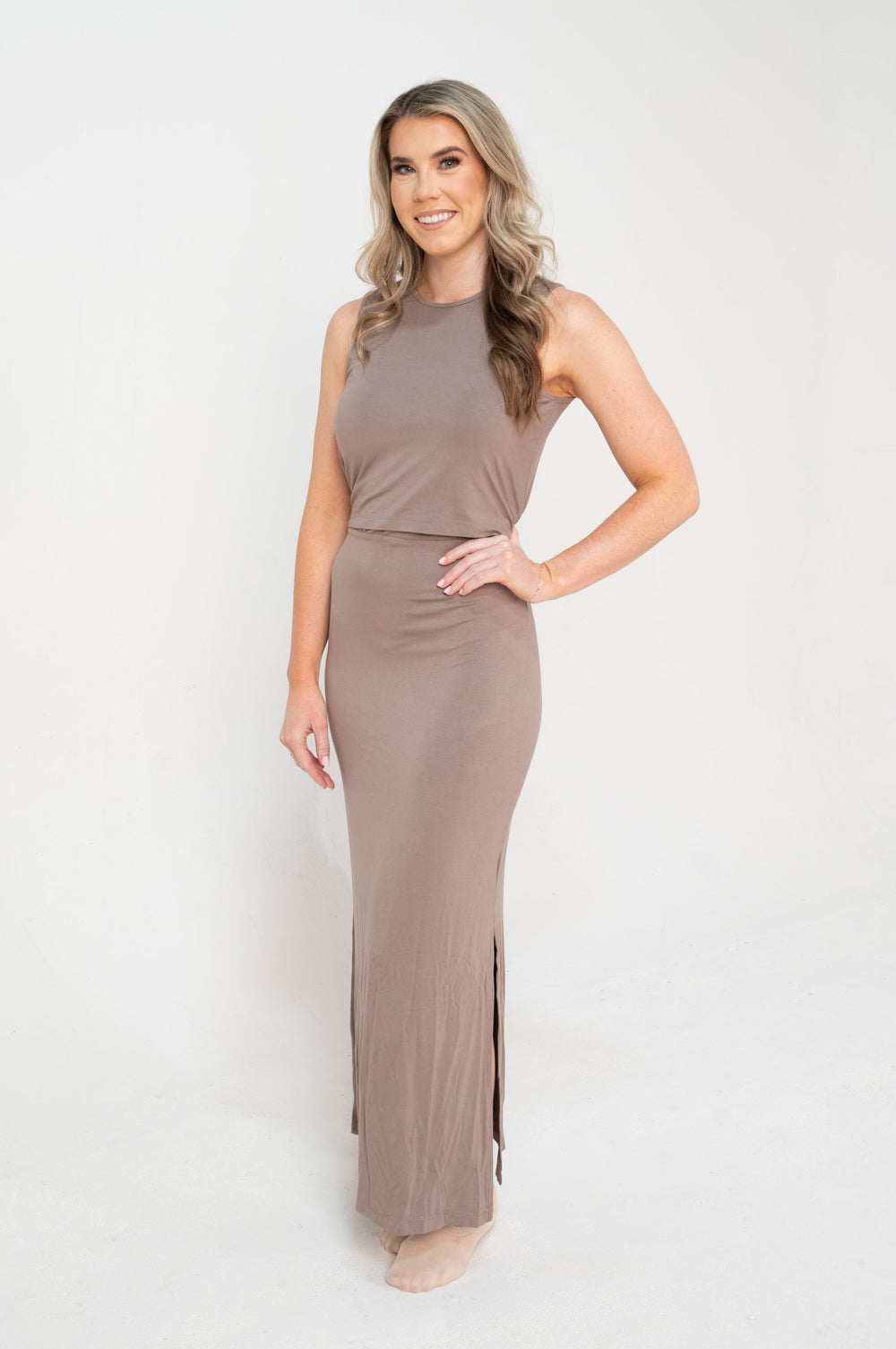 Nora Sleeveless Nursing Dress In Taupe