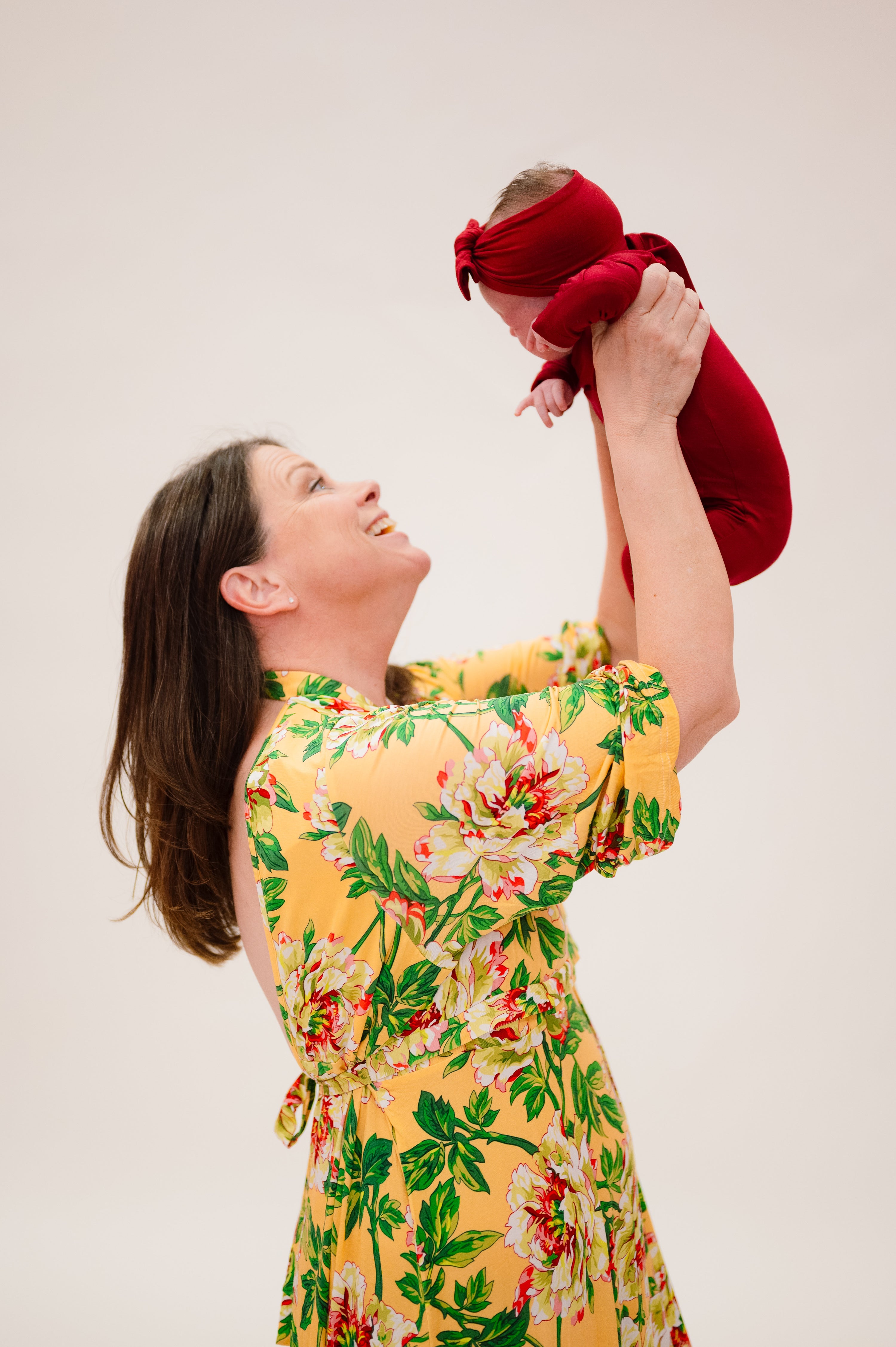 Lila Labor & Postpartum Gown in Peach Floral