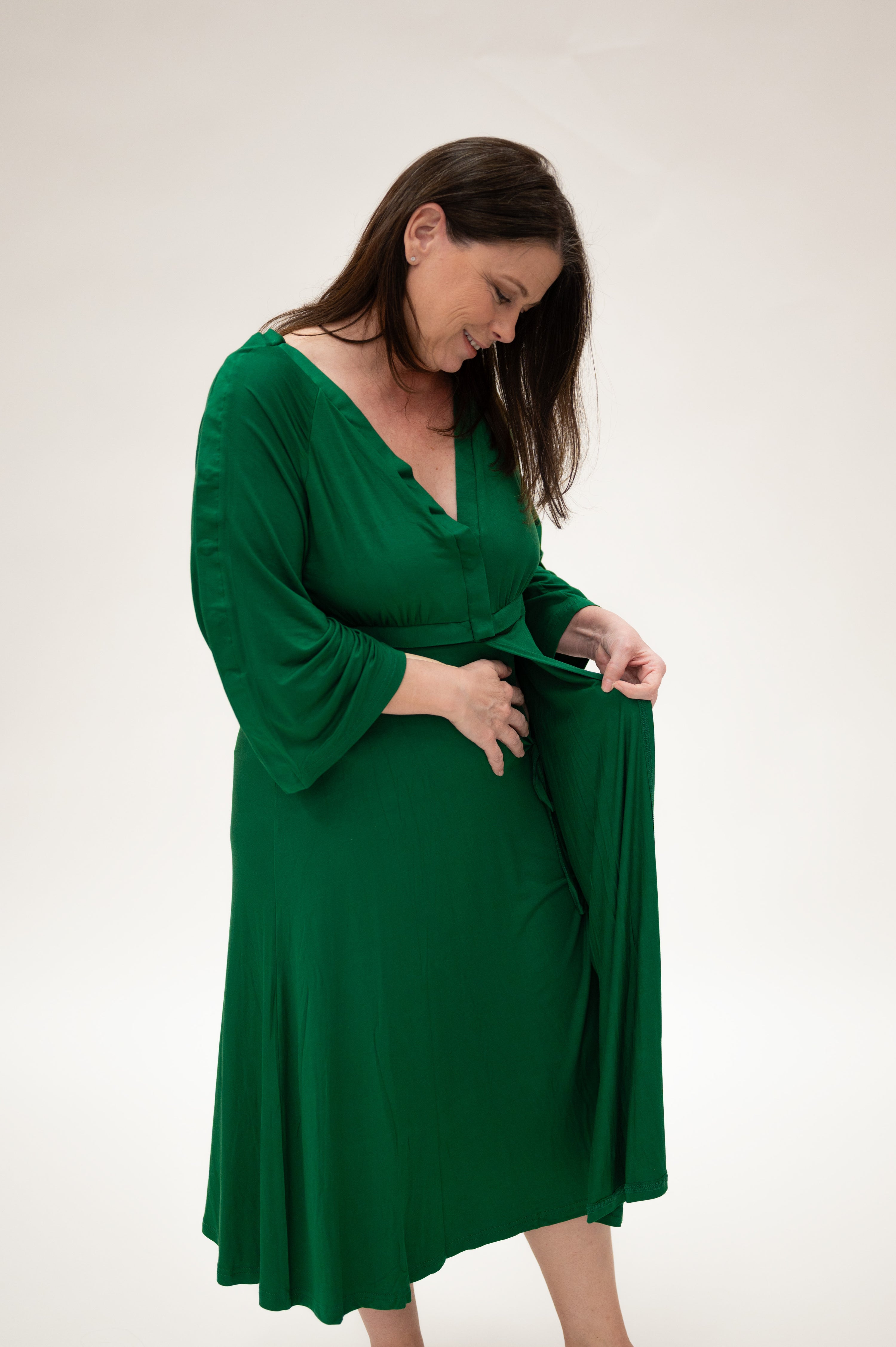 Amelia Labor & Postpartum Gown in Emerald