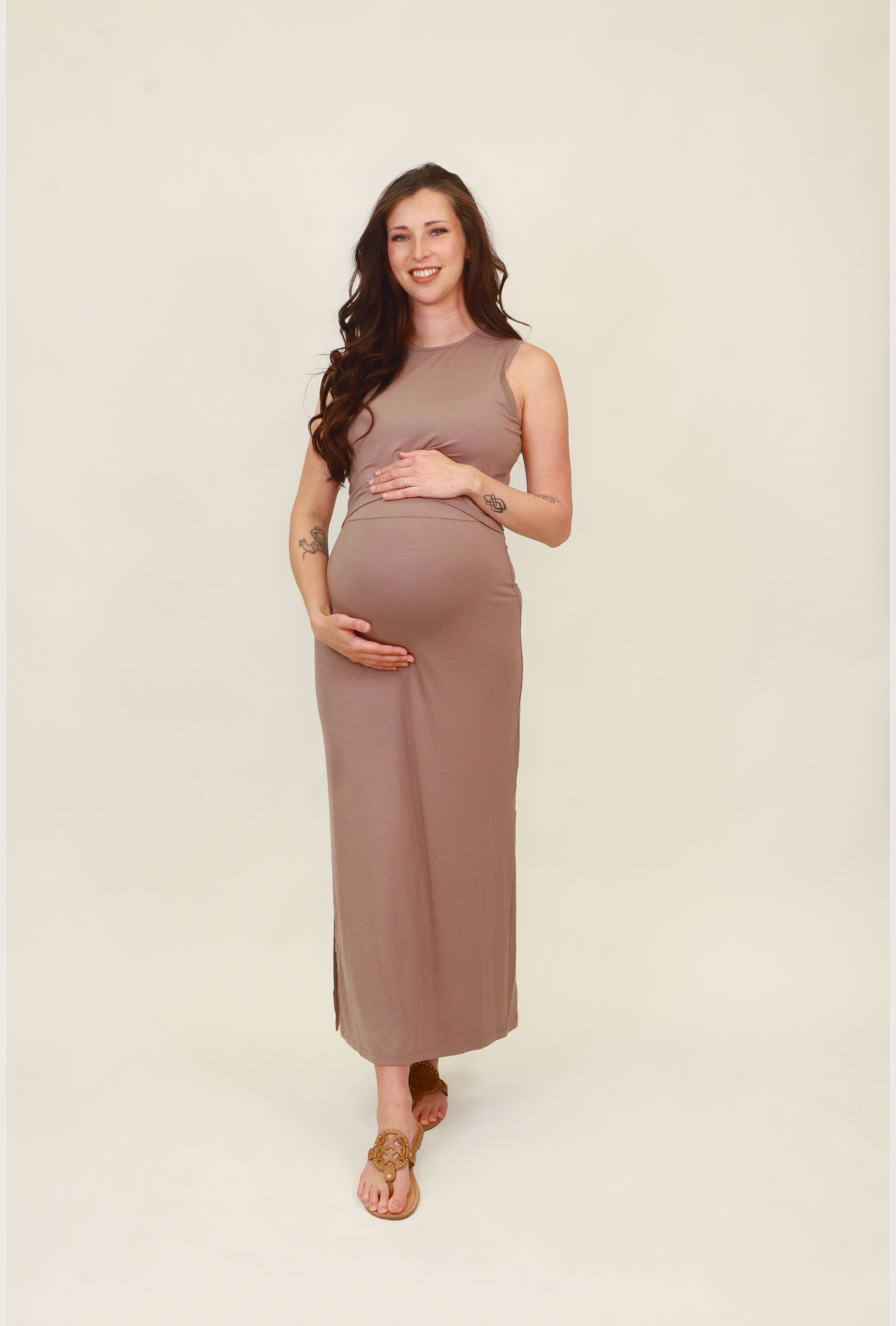 Nora Sleeveless Nursing Dress In Taupe