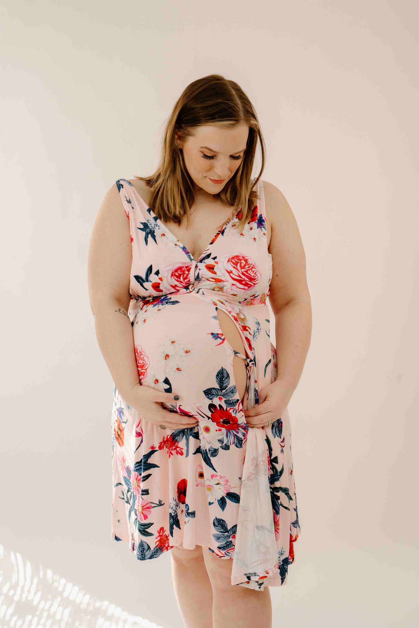Juliet Labor & Postpartum Gown in Blush Floral