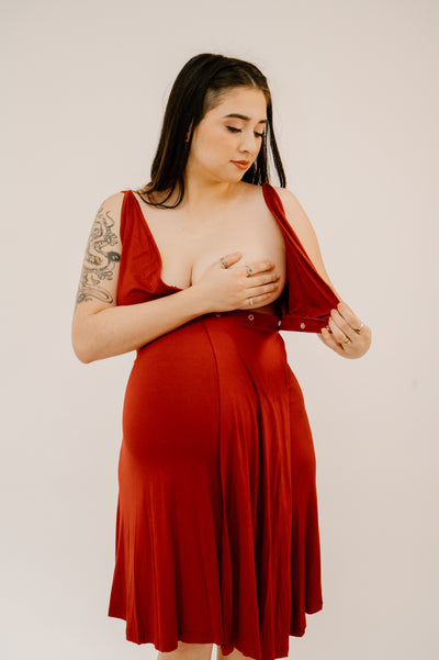 Juliet Labor & Postpartum Gown in Crimson