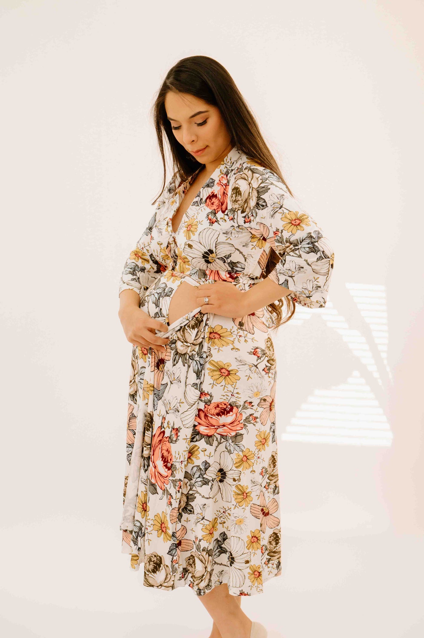 Lila Labor & Postpartum Gown in Vintage Floral